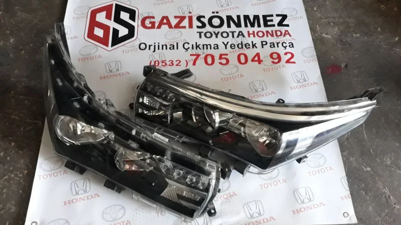 2013-2015 Toyota Corolla Çıkma Far
