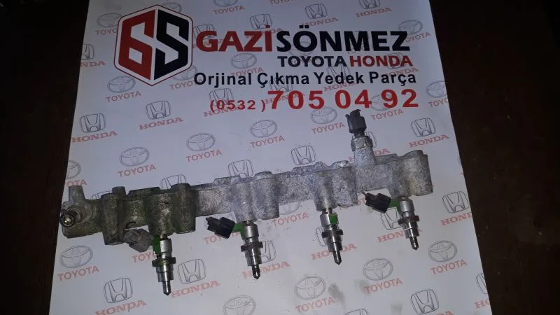 2004-2008 Toyota Avensis Çıkma 2,0 Enjektör