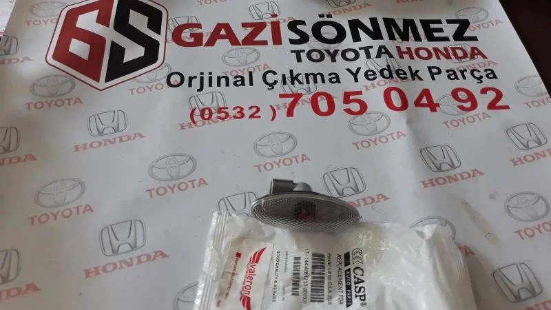 2007-2013 Toyota Corolla Çamurluk Sinyali