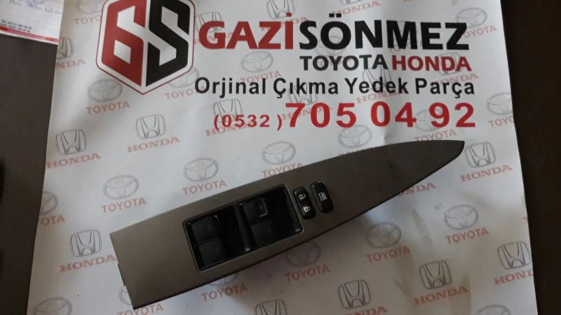 2009-2013 Toyota Corolla 4'lü Cam Düğmesi