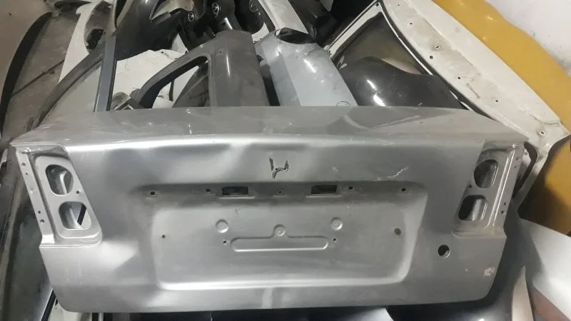 2001-2005 Honda Civic Çıkma Bagaj Kapağı