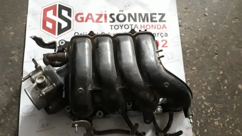 2011-2013 Toyota Corolla Çıkma Emme Manifoltu