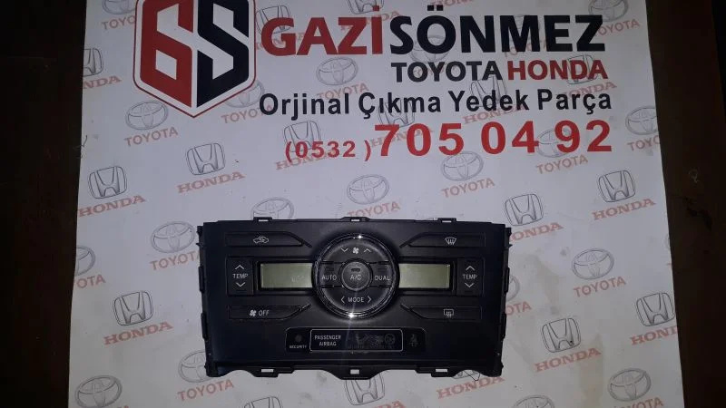 2007 Toyota Auris Klima Kumanda Paneli