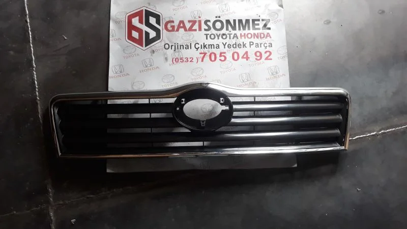 2003-2007 Toyota Avensis Çıkma Ön Panjur