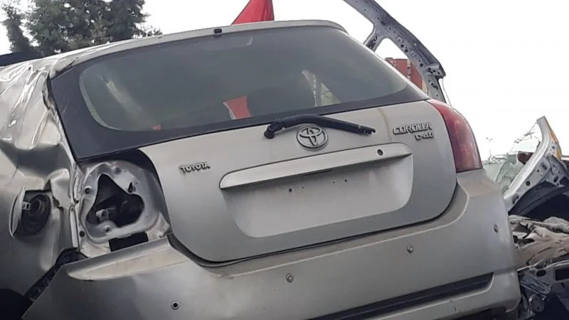 2003-2007 Toyota Corolla Hb Bagaj Kapagı