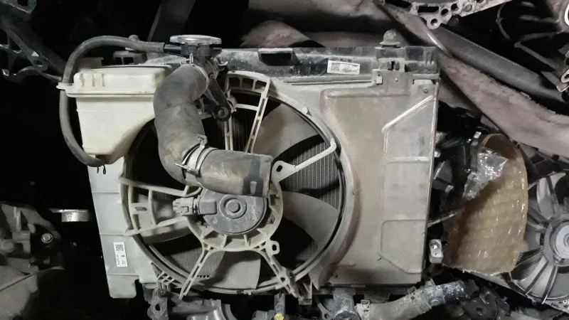 2007-2010 Toyota Yaris Çıkma 1,3 Su Radyetör Takımı