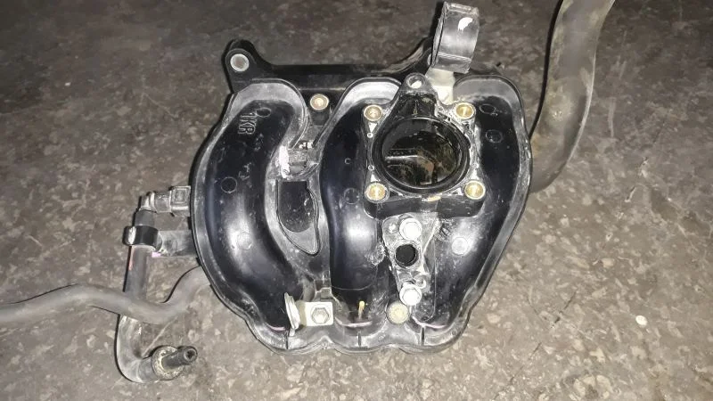 2007-2010 Toyota Yaris 1,0 Emme Manifoltu