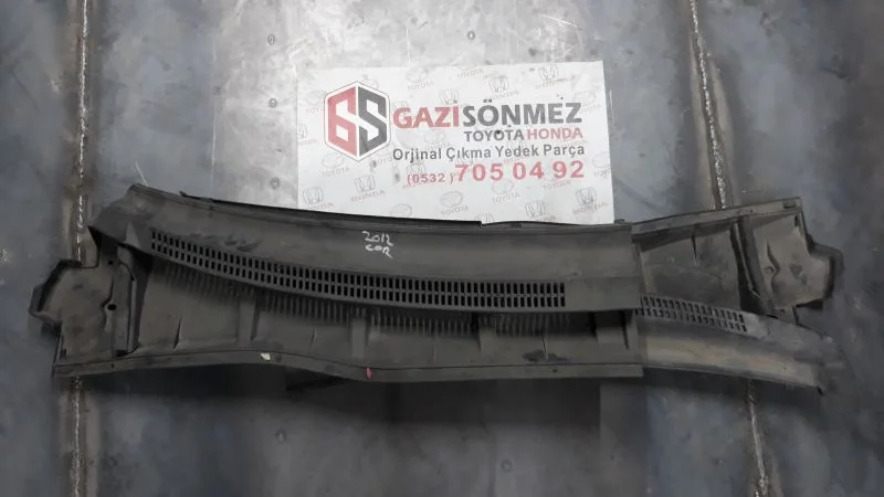 2008-2013 Toyota Corolla Ön Cam Izgarası