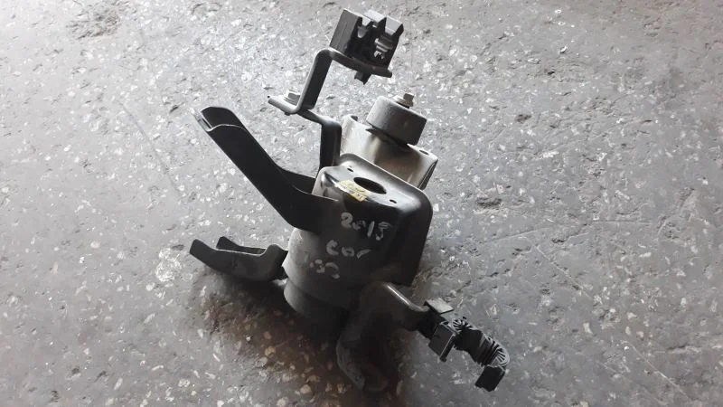 2013-2016 Toyota Corolla Çıkma 1,33 Sağ Yaglı Motor Kulağı