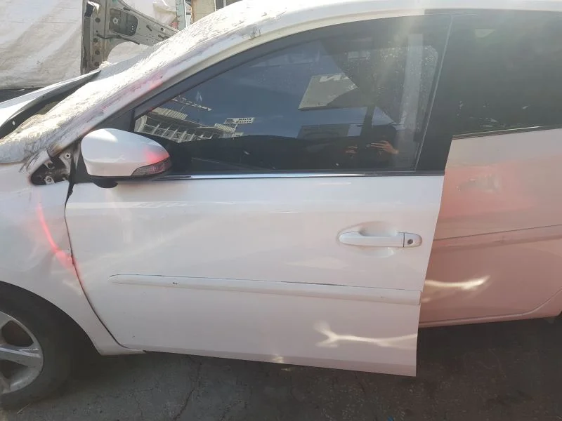 2013-2016 Toyota Auris Çıkma Sol Ön Kapı