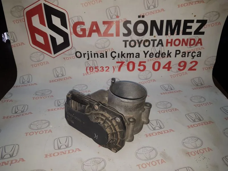 2008 - 2010 Toyota Corolla Çıkma Benzinli Gaz Kelebeği