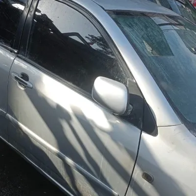 Toyota Corolla Çıkma Sağ Ön Kapı 