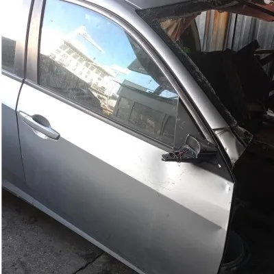 Honda Civic FC5 Çıkma Sağ Ön Kapı 