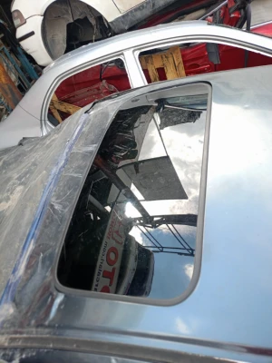 Honda accord sanruf camı