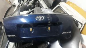 2004-2008 toyota avensis çıkma bagaj kapağı