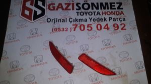 2015-2019 toyota corolla arka tampon kedi gözü